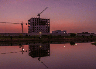 Oman construction shows signs of recovery
